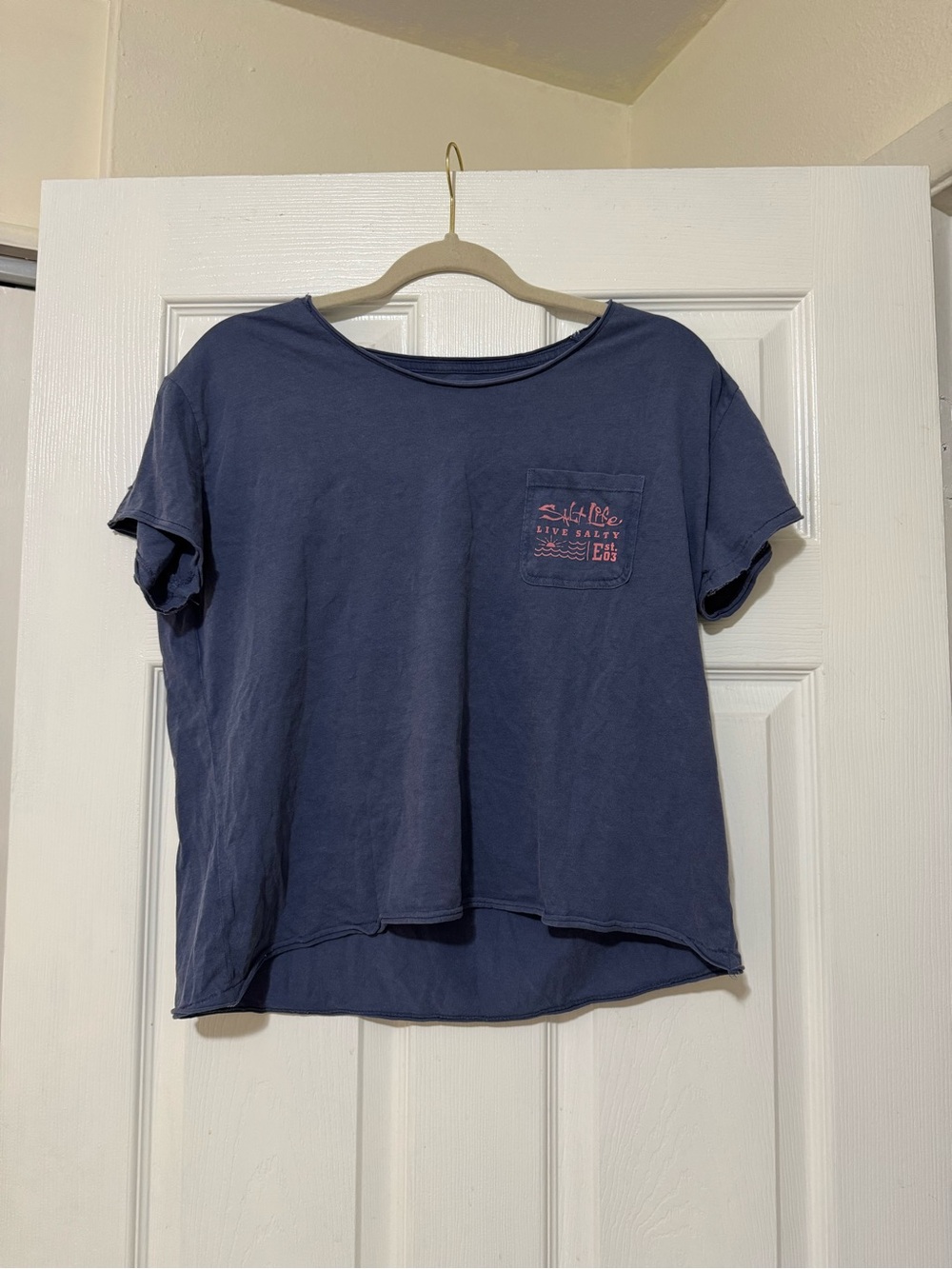NWT Salt Life Cropped T-Shirt